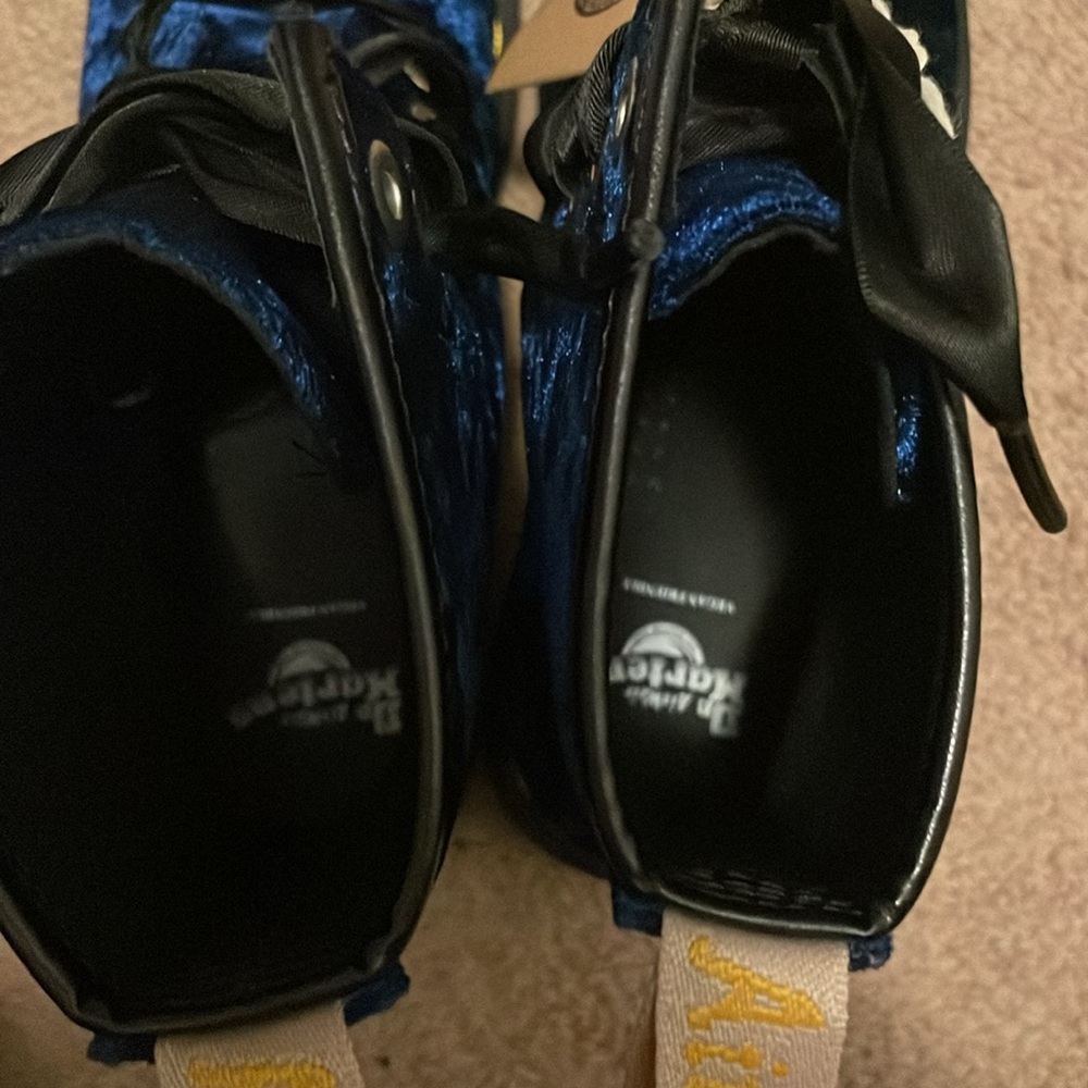 Dr. Martens Womens Vegan 1460 - Picture 9 of 9